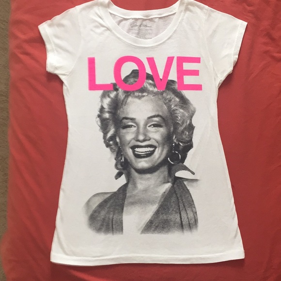Marilyn Monroe Tops - Marilyn Monroe White&Pink LOVE T-Shirt Graphic XL